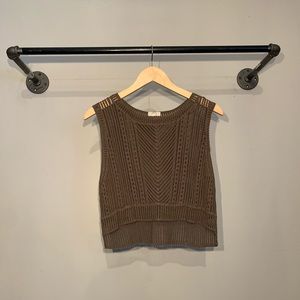Sleeveless Crop Top